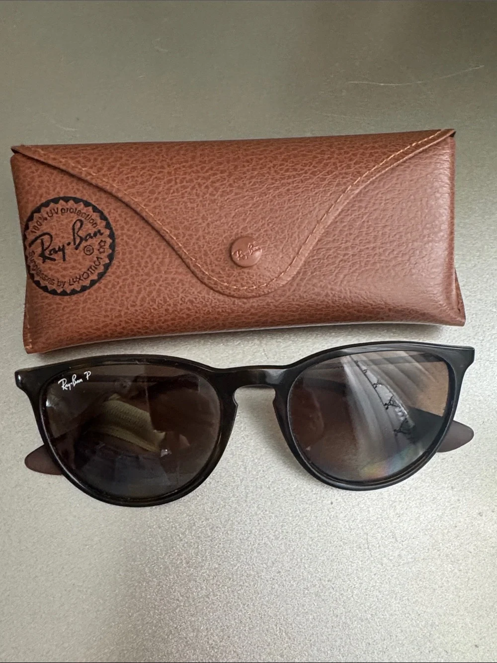 Ray-Ban Black Frame Sunglasses with Brown Leather Case